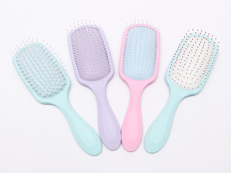 Eco-friendly na Plastic Material Detangling Brush