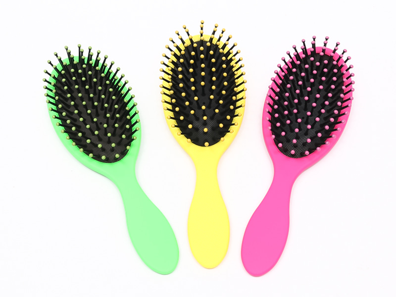 Silicone Head Massage Detangling Brush
